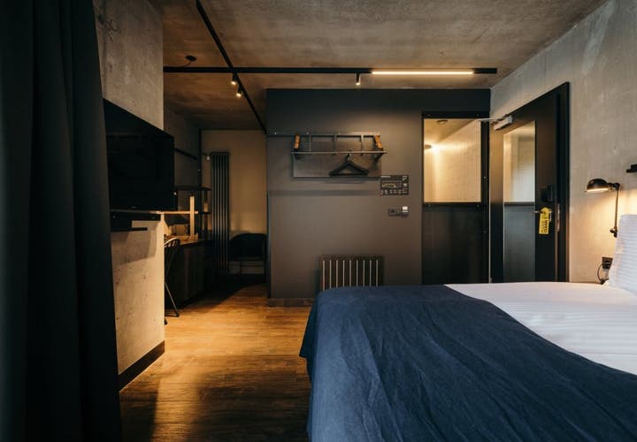 Exeter Hotel Review: An Evening in Reykjavik