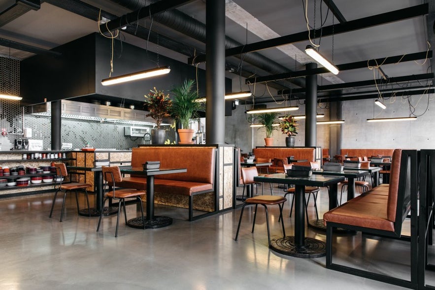 Exeter Hotel Review: An Evening in Reykjavik