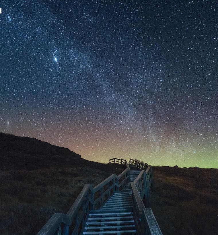 Gullfoss-Stary Sky.jpg
