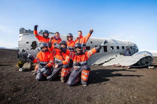 Besuche auf dieser aufregenden Tour das DC-Flugzeugwrack an Islands Südküste.