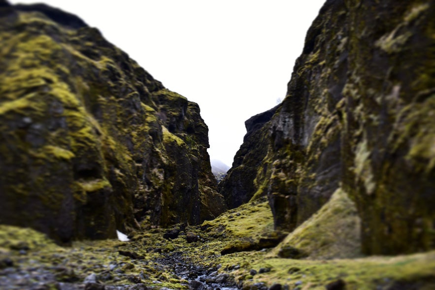 Die Schlucht Stakkaholtsgja bei Thorsmörk in Island.