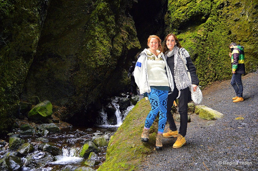 Rauðfeldsgjá Snæfellsnes - Nanna and Regína