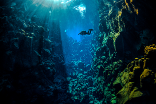 Unbeatable 6-Hour Scuba Diving Tour in Silfra Fissure from Reykjavik