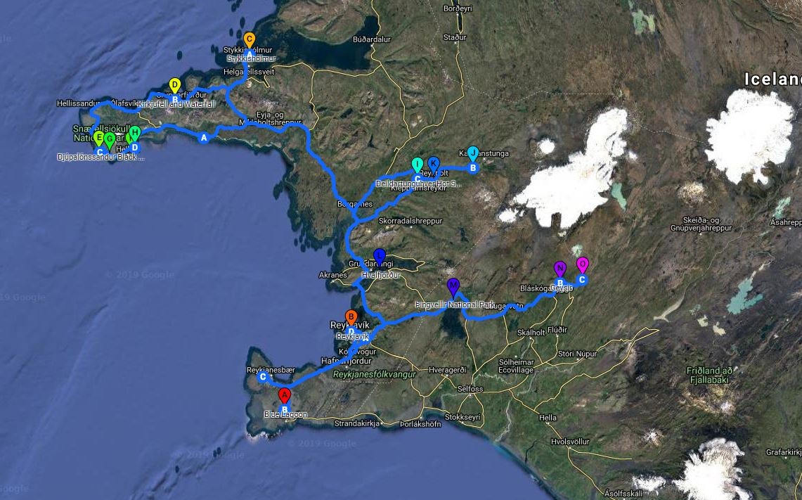 Carte montrant l'itinéraire de ce road trip hivernal de cinq jours en Islande.