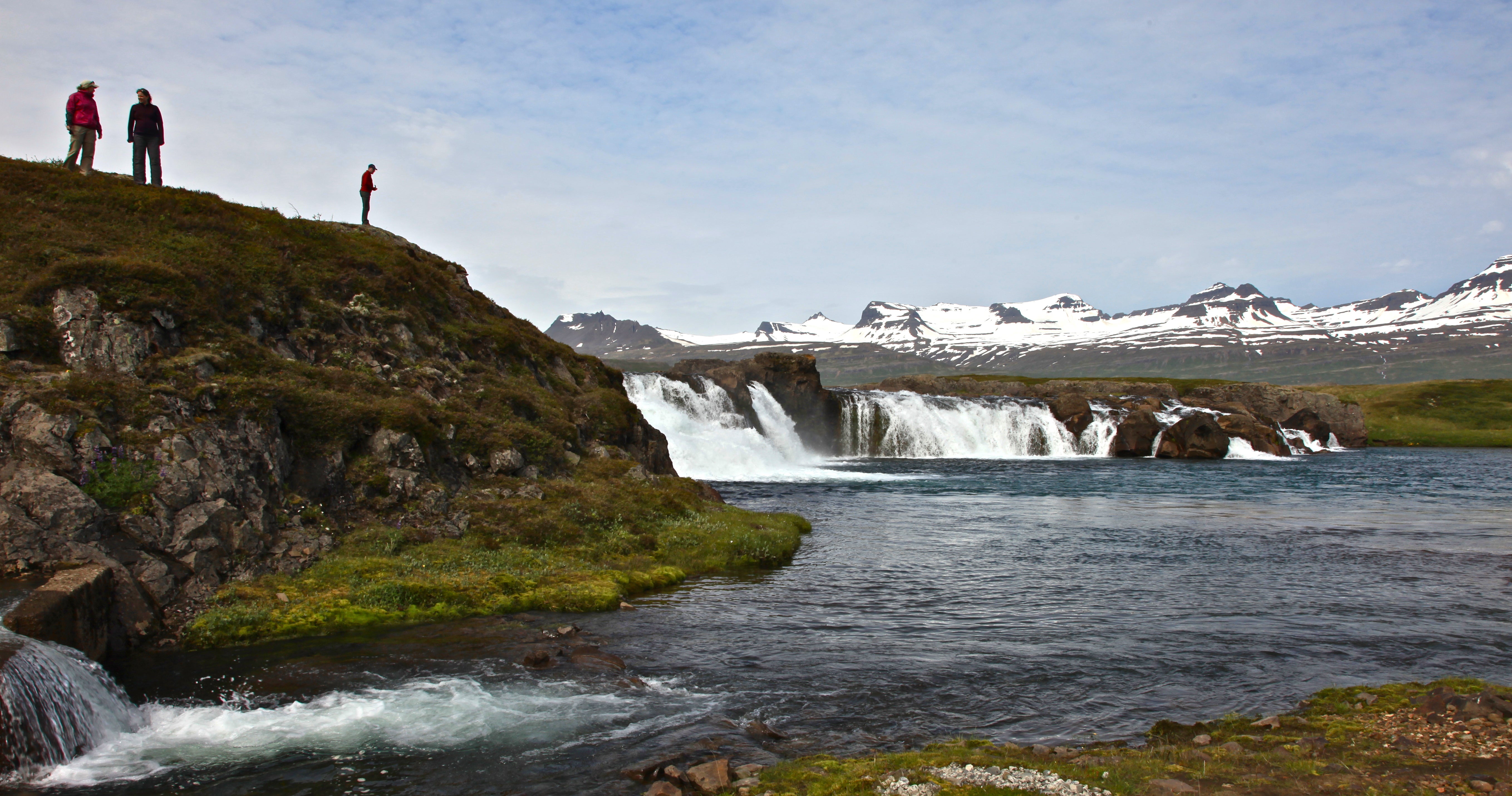 The Beljandi waterfall is a sight to behold with its impressive width and overall beauty.