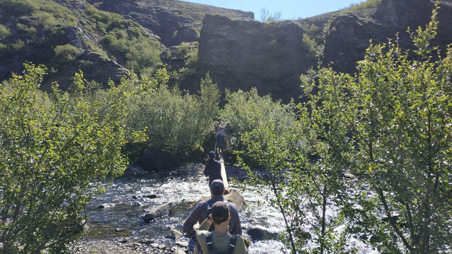 Cruzando el río