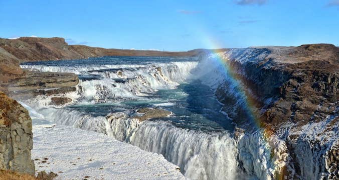 Private 11-Hour Luxury Tour of Blue Lagoon & Golden Circle in a Mercedes Benz V-Class