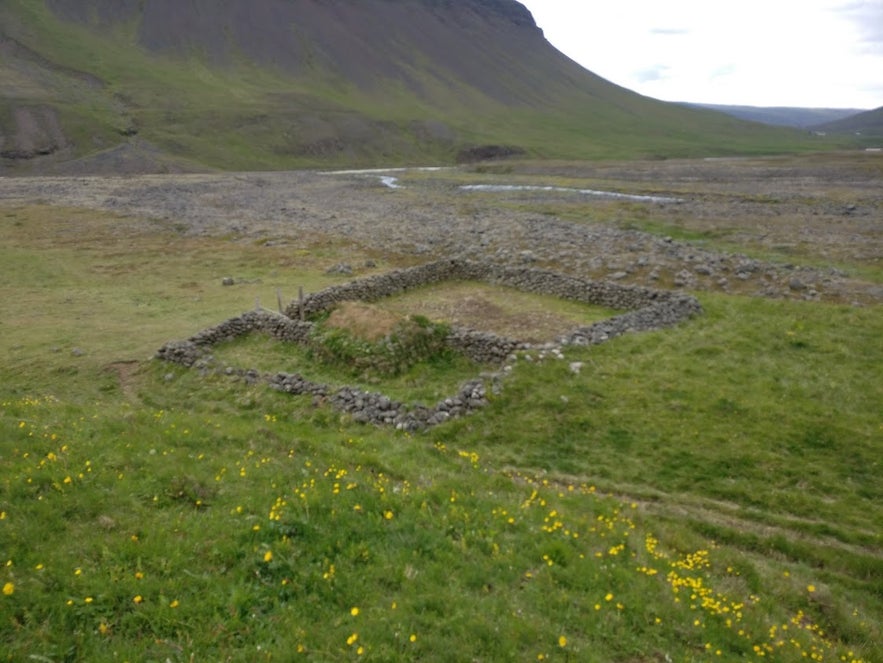 A view from Ábær