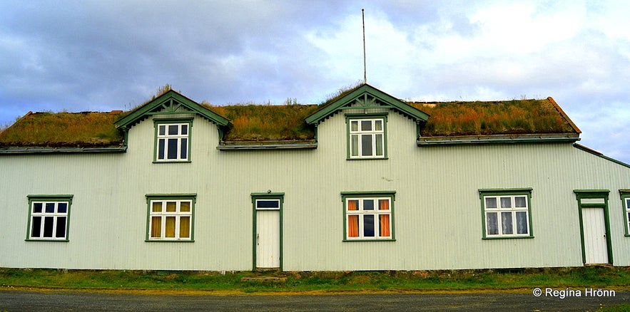 The Majestic Grænavatn Turf House at Mývatn