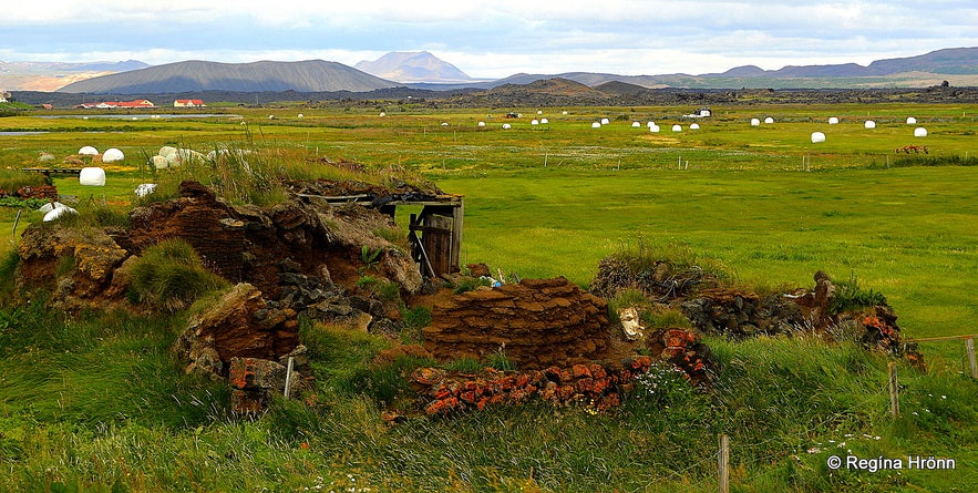 The Majestic Grænavatn Turf House at Mývatn  ruins