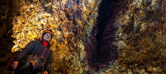 2048 Islandia Thirnukagigur032.jpg