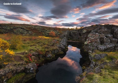 Den berömda sprickiga åsen vid Thingvellir nationalpark.