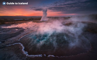 Geysir to świetna atrakcja do fotografowania, ale wymaga doskonałego wyczucia czasu.