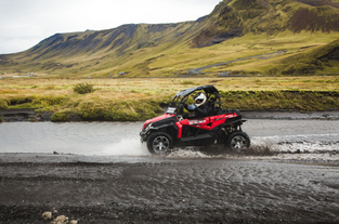 Dit ATV-buggyavontuur is een van de spannendste manieren om het platteland van Zuid-IJsland te verkennen.