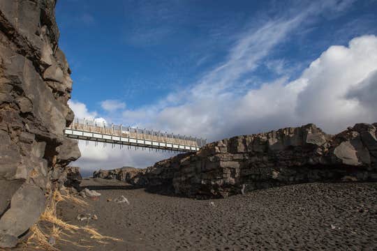 Private 10-Hour Luxury Jeep Tour to Reykjanes Peninsula with Blue Lagoon Option