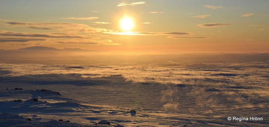 Snowmobiling on Langjökull glacier