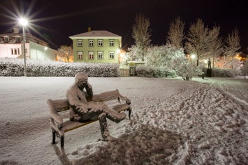 4 consejos para sobrevivir a la oscuridad del invierno en Islandia