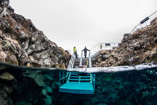 La Excursión de Snorkel en Silfra desde Reikiavik con Fotos Subacuáticas Gratis