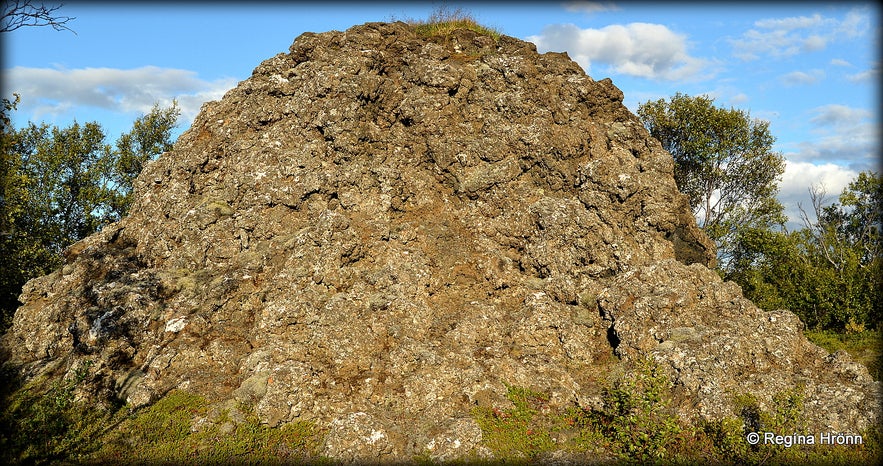 Knútsstaðaborg Lava Chamber in Aðaldalshraun in North-Iceland