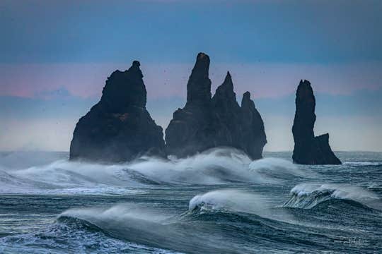 Guided 10-Day Complete Ring Road Photography Tour from Reykjavik with Waterfalls & Black Sands