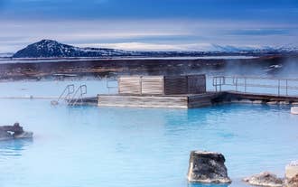 Cascades du nord de l'Islande, lac Myvatn et bains géothermiques au départ d'Akureyri