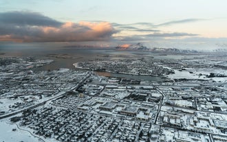 Reykjavik vue d'en haut au cours de ce tour en hélicoptère
