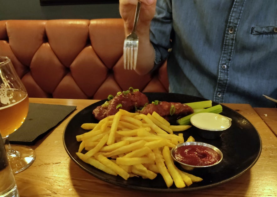 The Louisiana chicken strips are the most popular dish among Icelanders