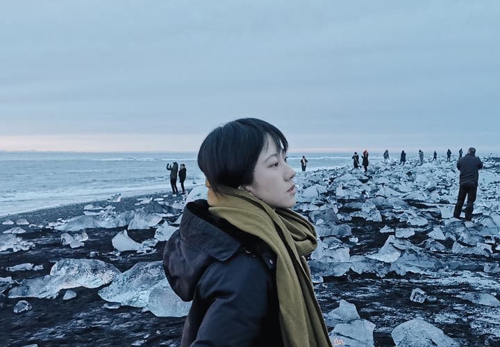 冰島藍冰洞怎麼穿