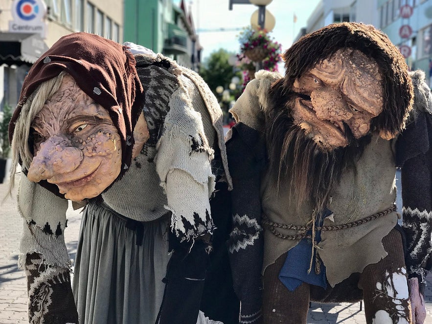 Poppen van Gryla en Leppaludi in Akureyri