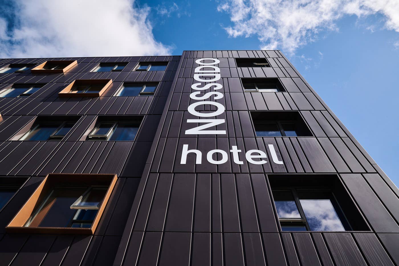ODDSSON Midtown Hotel