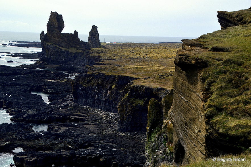 Þúfurbjarg and Lóndrangar Snæfellsnes