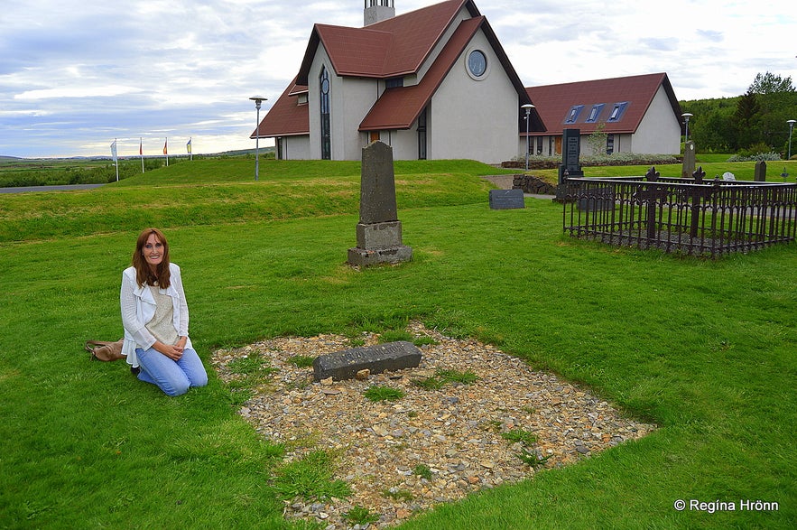 Regína by Sturlungareitur at Reykholt