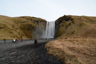 Skogafoss waterfall looks stunning in the daylight hours.