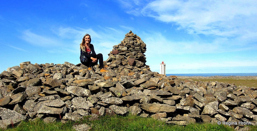 Regína at Þorgeirsdys burial mound at Hraunhafnartangi NE-Iceland