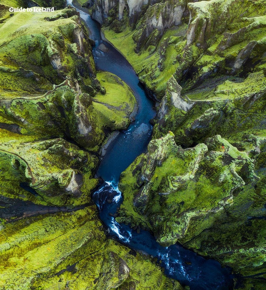 Fjaðrárgljúfur canyon from above