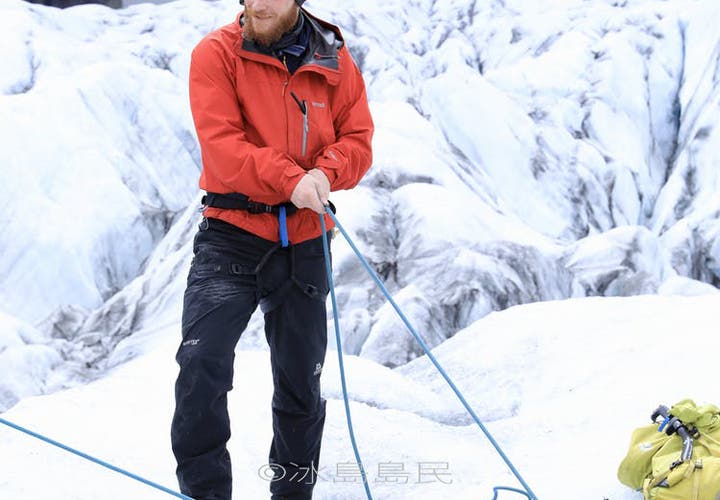 冰島冰川健行專業導遊Oddur