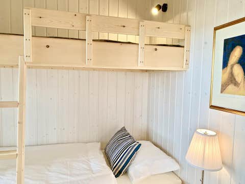 Borgarnes Luxury Cottage With Hot Tub