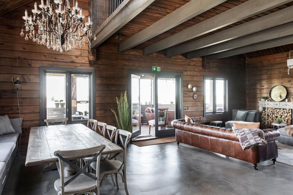 Millhouse Lodge with Hot Tub Near Hella