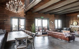 Millhouse Lodge with Hot Tub Near Hella