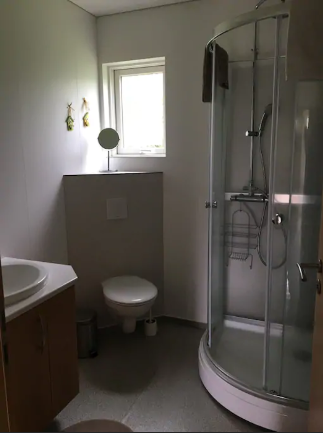 4 Bedroom Countryside Cabin Near Akureyri With Hot Tub