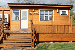 Two-Bedroom Beautiful Countryside Cabin Near Akureyri