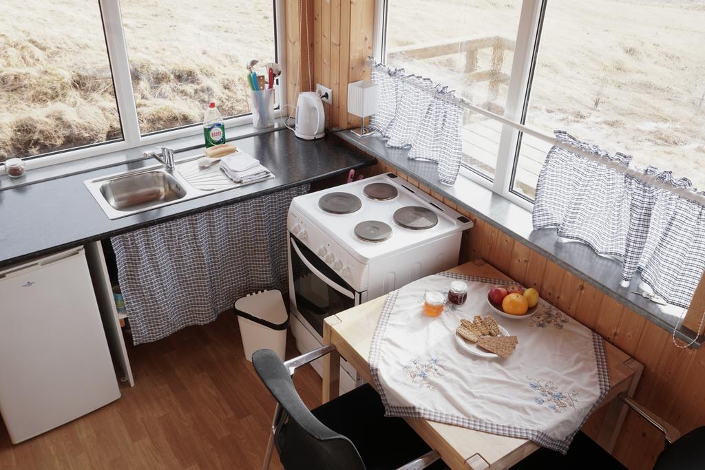 Hestheimar Cottage #6 Close to the Golden Circle With a Hot Tub