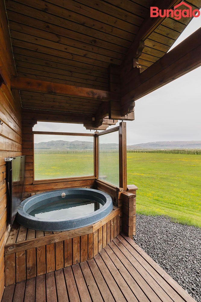 塞尔福斯附近的努帕尔平房 - 带热水浴缸 | Nupar Bungalow Near Selfoss With Hot Tub