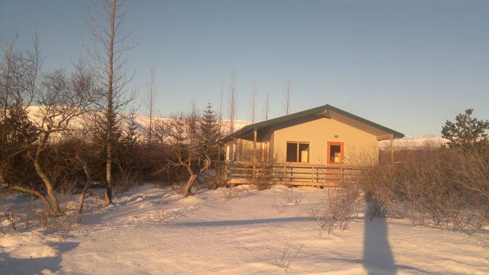 Mi&eth;dalskot Cottage 3A near Laugarvatn with Terrace