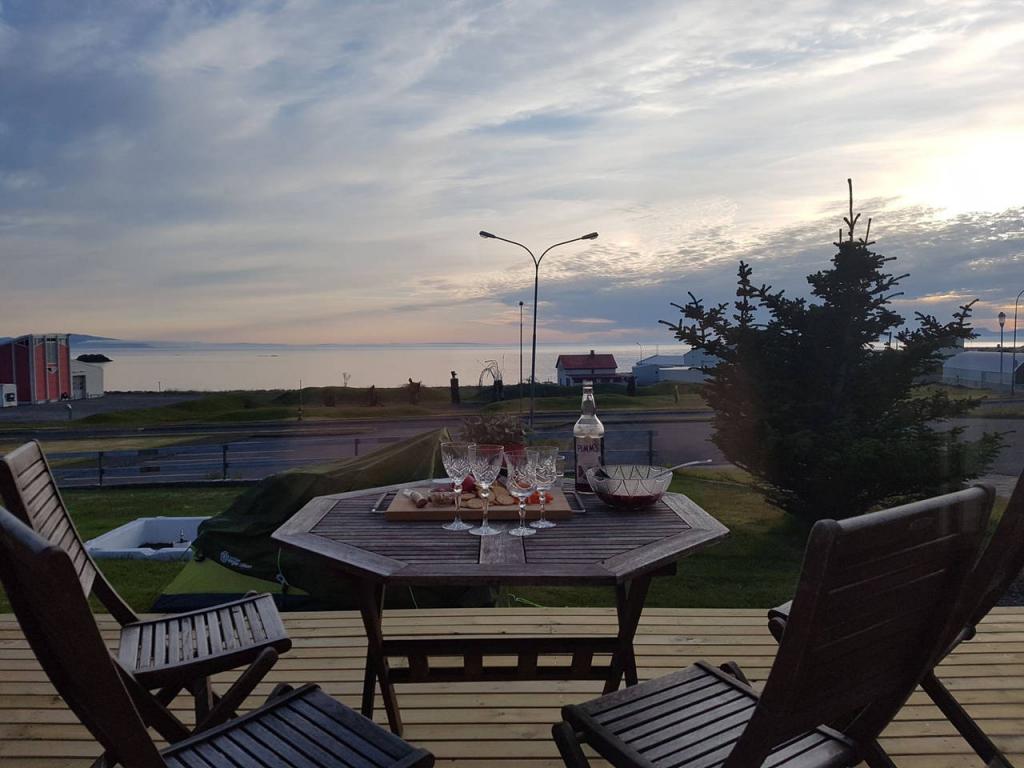 Idavellir Guesthouse With Terrace in Skagastr&ouml;nd