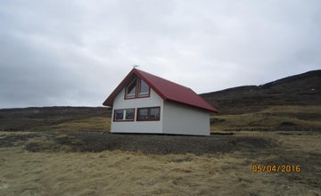 Asgardur Guesthouse Near Brei&eth;dalur