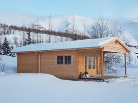 Oeskubakki Cabin With a Hot Tub Near Akureyri