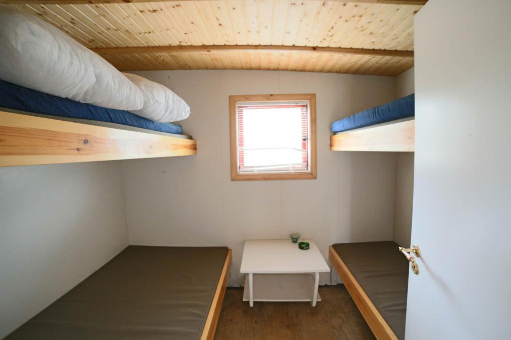 Vatnajökull 국립 공원의 Langisjor Lake 침낭 롯지 | Langisjor Lake Sleeping Bag Lodge in Vatnajökull National Park