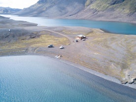 Langisjor Lake Sleeping Bag Lodge in Vatnajökull National Park