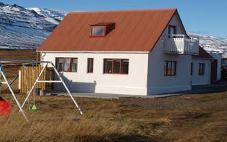冰岛东部带露台的度假屋